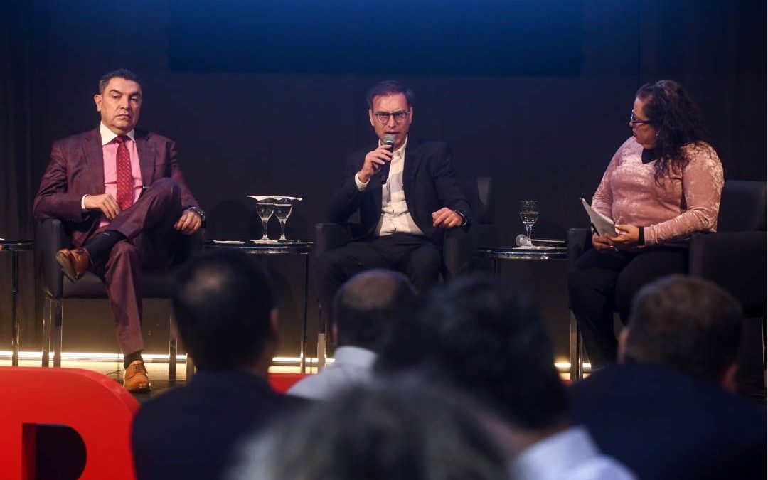 Sergio Asbún, CEO del Banco Económico, diserta sobre cultura innovadora