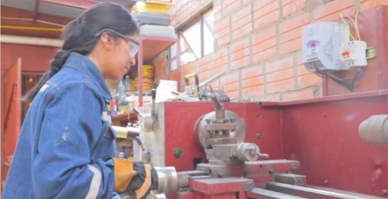 Gabriela Acarapi, una emprendedora que destaca en un área no tradicional: la metalurgia